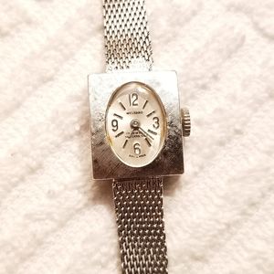 Vintage Welsbro Wind Up Watch 17 Jewels